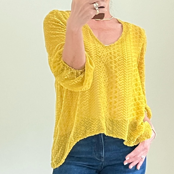 Blue Moon Yellow Puff Sleeve Blouse size XS - Picture 2 of 11